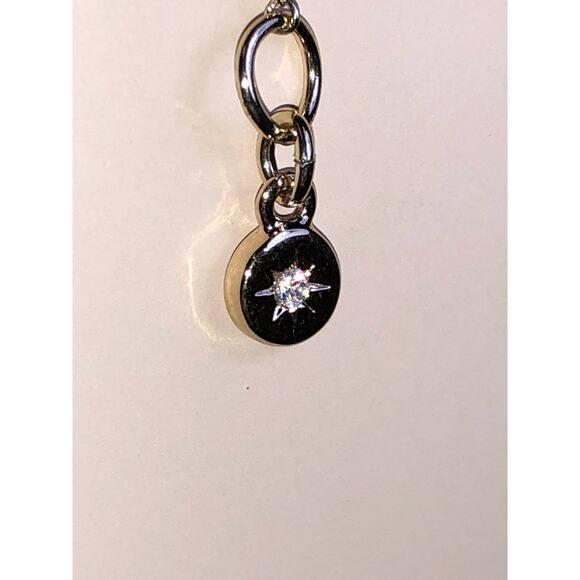 CHLOE + ISABEL pavé curved bar necklace in gold - N161 - Picture 4 of 4